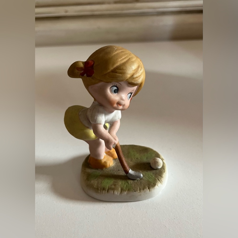 Vintage Lefton Hand Painted Girl Golf Figurine Ceramic Collectible Decoration